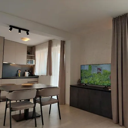 Basioli Appartement *