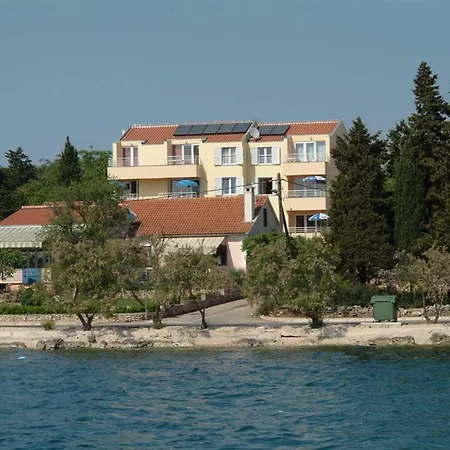 Διαμέρισμα Basioli *
